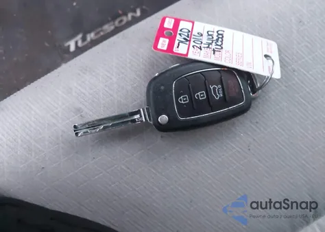 2016 Hyundai Tucson Se z USA, uszkodzony, nr VIN KM8J3CA42GU177890